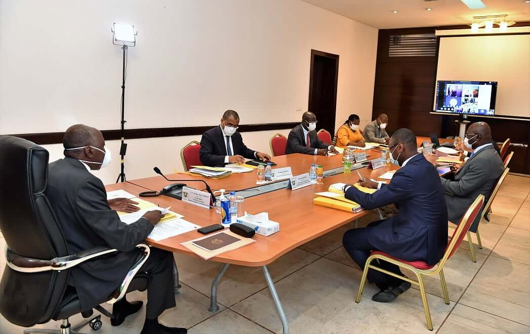 Côte-d’Ivoire: Où sont passés tous les ministres ? Un Conseil de gouvernement avec…8 ministres !