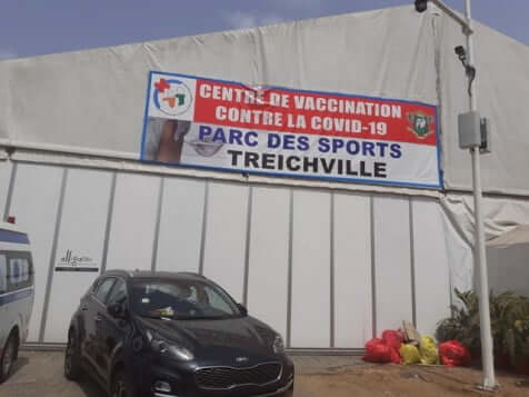 En Côte-d’Ivoire « on n’a pas peur » de se faire vacciner avec Astrazeneca (REPORTAGE)