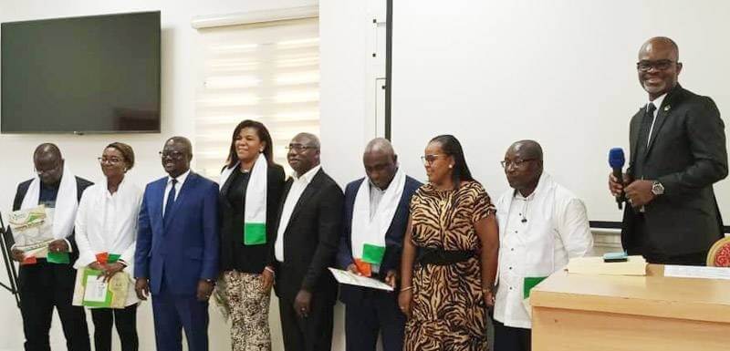 L’Union des pharmaciens privés de Côte d’Ivoire investit 23 nouveaux présidents de section