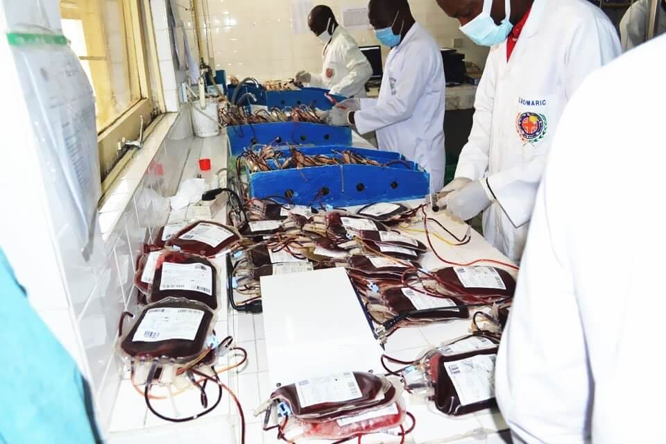 Le gouvernement impose un prix unique de 3 000 fcfa pour les poches de sang et produits sanguins dans les centres publics et privés