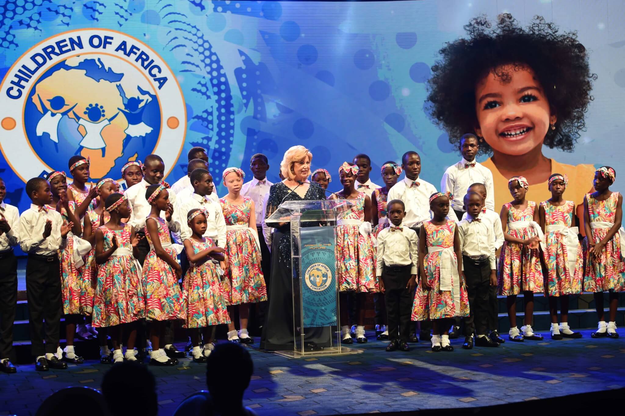 8e Gala de Children of Africa – Moisson fructueuse pour Dominique Ouattara – La seule vente aux enchères remporte 485 millions de Fcfa