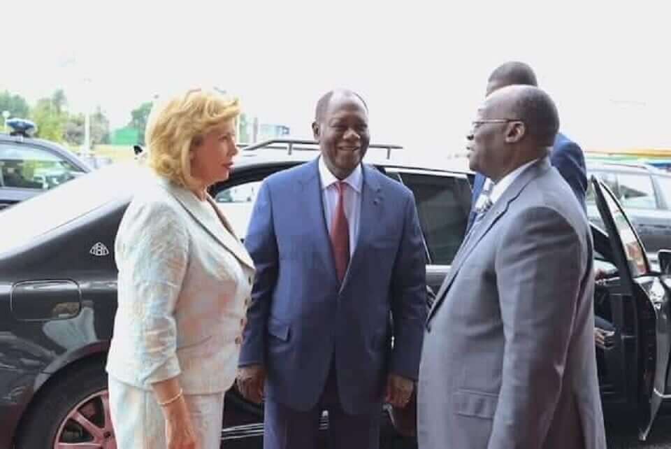 Ouattara s’envole pour Paris avant de rejoindre Accra pour le 61e sommet de la Cedeao