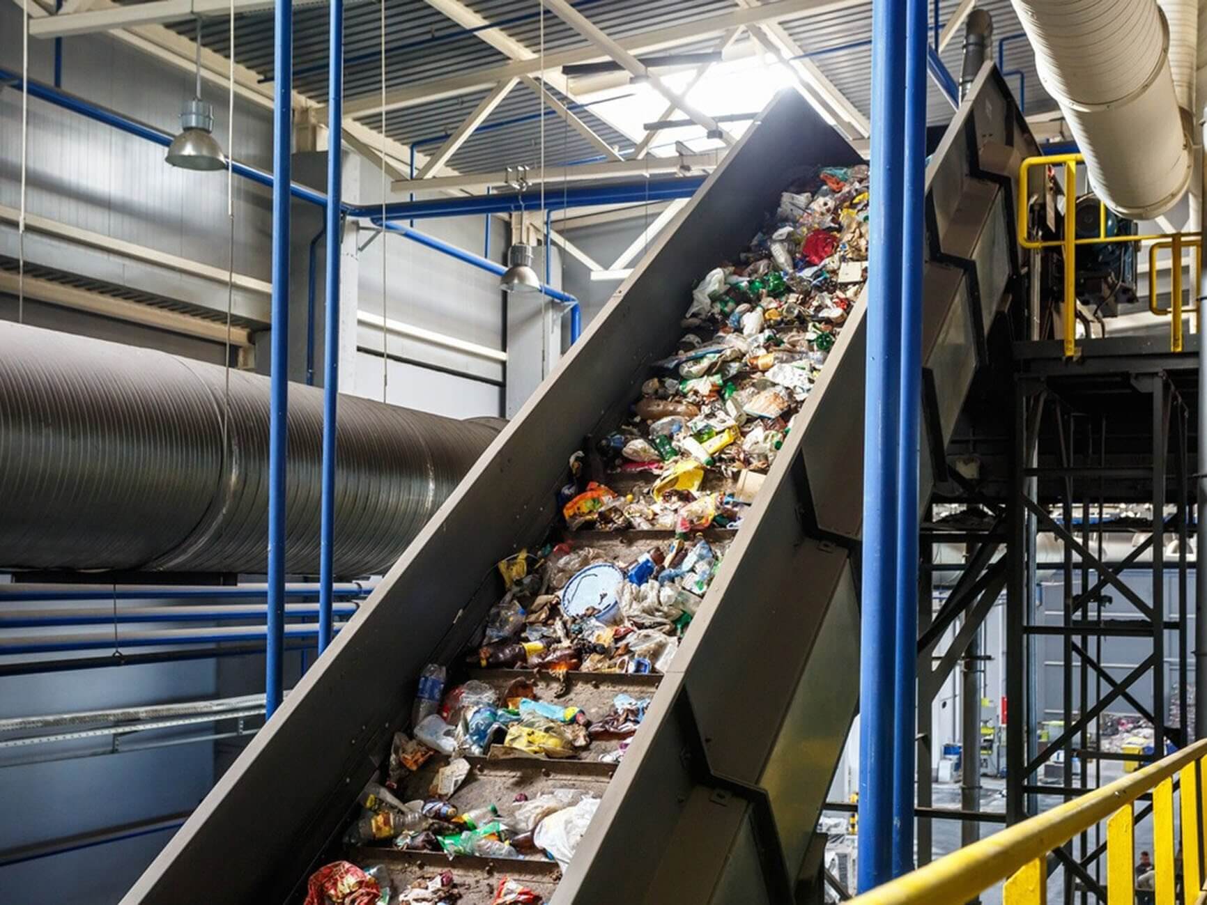 Le gouvernement déterminé à lutter contre la pollution plastique