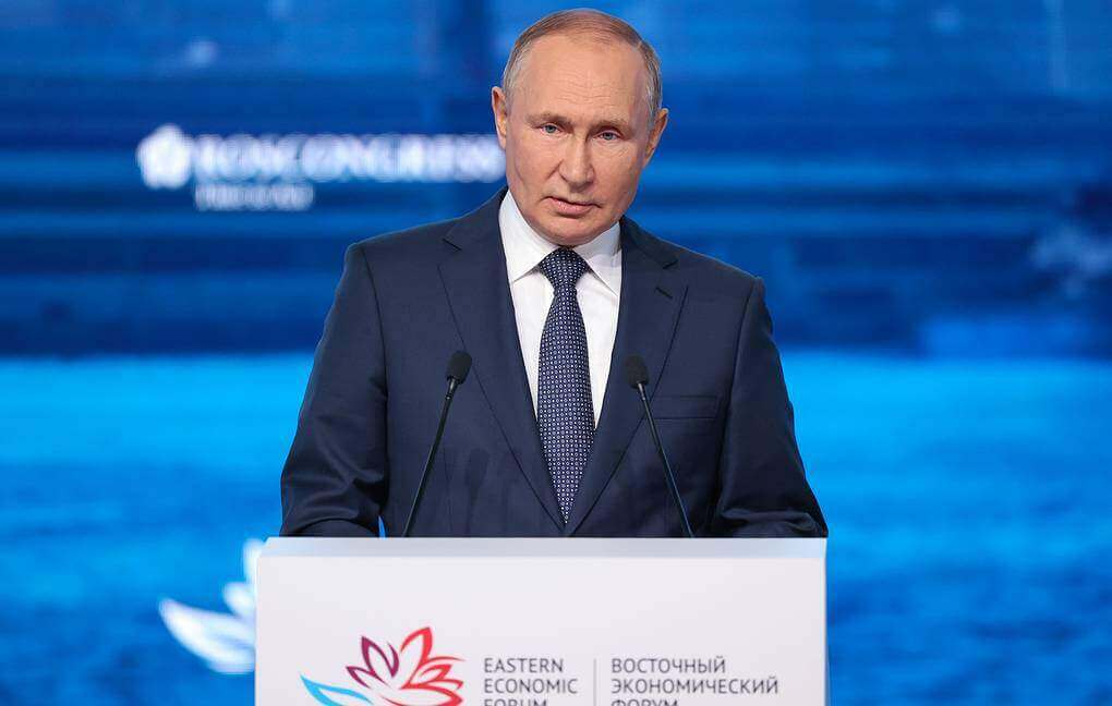 La Russie ne livrera ni pétrole ni gaz à des prix plafonnés par l’UE, avertit Vladimir Poutine