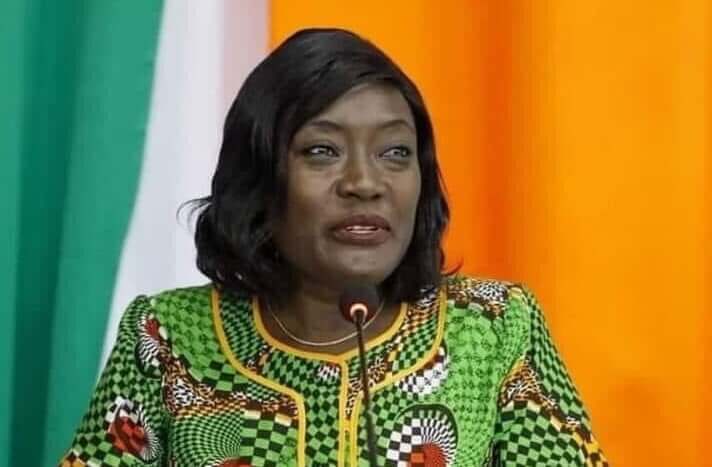 En Côte-d’Ivoire la ministre Mariétou veut exclure les «mauvais élèves» du secondaire avec une moyenne de 8,5 sur 20